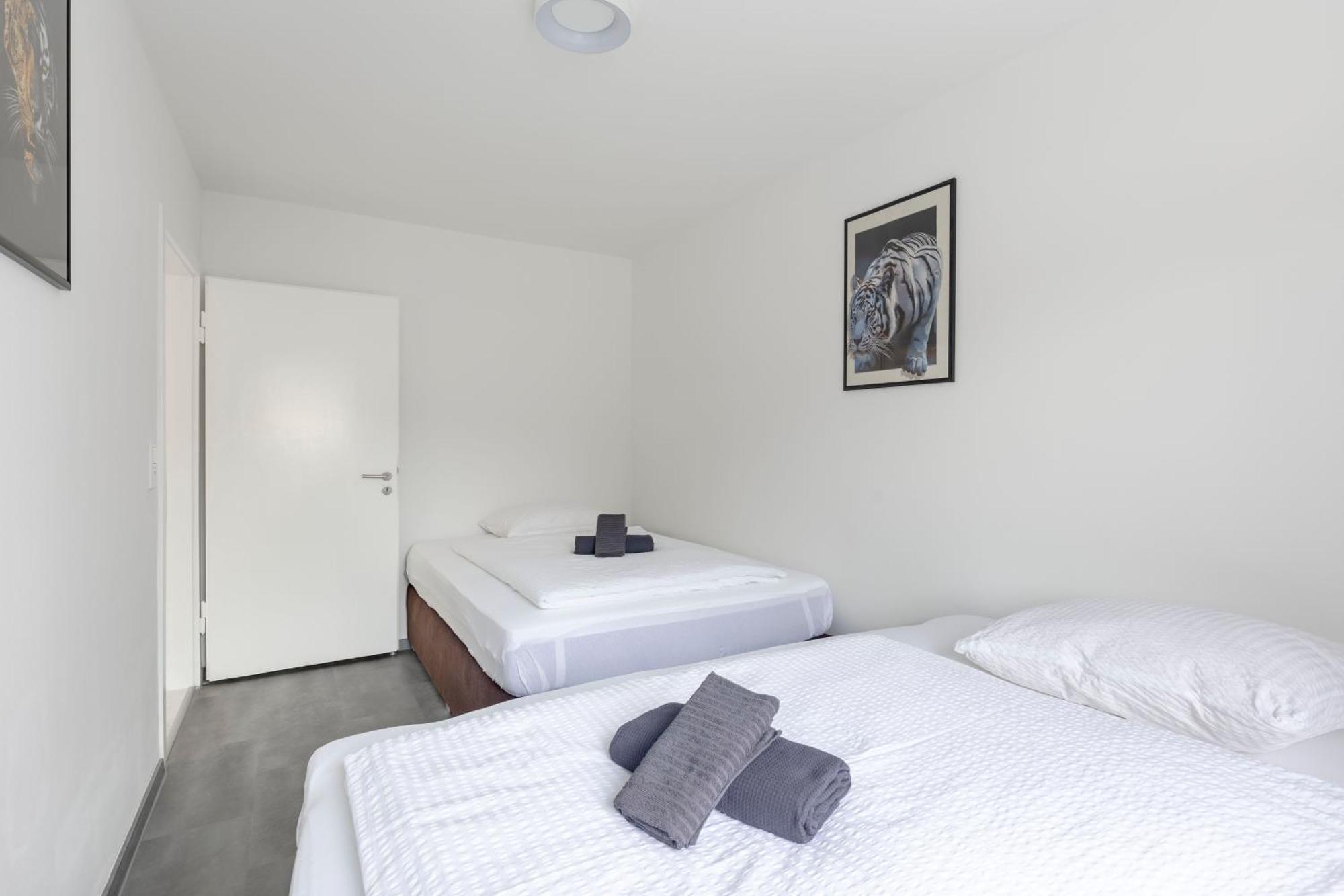 44 Apartments - Modern, Gemuetlich, Wlan, Balkon, Stellplatz Βούρπεταλ Εξωτερικό φωτογραφία